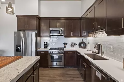 Kitchen - 2331 Mesa Rd #D-11, Moab, UT 84532 photo 5 of 5