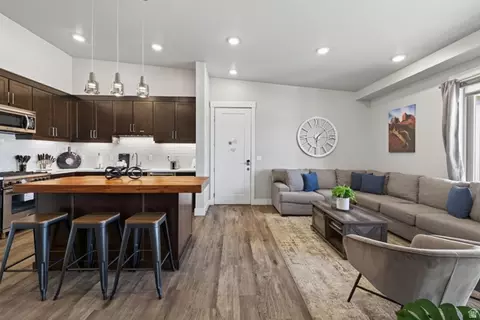 Kitchen - 2331 Mesa Rd #D-11, Moab, UT 84532 photo 2 of 5