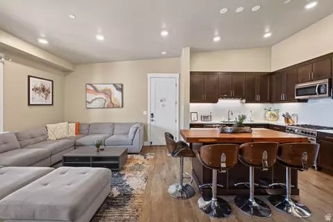 Kitchen - 2332 Mesa Rd #F-10, Moab, UT 84532 photo 1 of 4