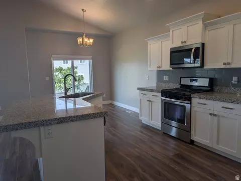 Kitchen - 187 N 480 E, Vineyard, UT 84059 photo 1 of 1