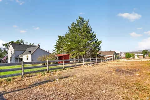 Exterior - 381 E 300 S, Fairview, UT 84629 photo 15 of 18