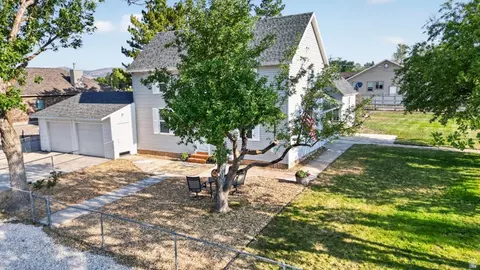 Exterior - 381 E 300 S, Fairview, UT 84629 photo 5 of 18