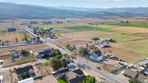View/Area - 381 E 300 S, Fairview, UT 84629 photo 7 of 17