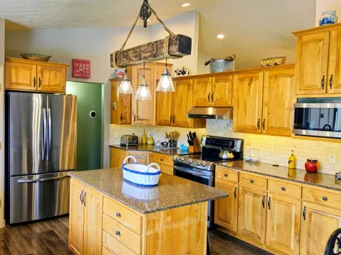 Kitchen - 802 E 3200 N, Preston, ID 83263 photo 4 of 4
