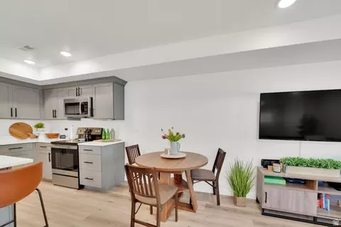 Dining - 1491 N 1950 E, Spanish Fork, UT 84660 photo 1 of 1