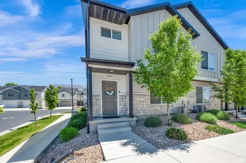Exterior - 1491 N 1950 E, Spanish Fork, UT 84660 photo 2 of 3