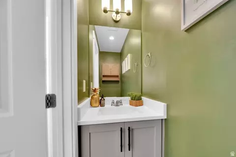 Bath - 1491 N 1950 E, Spanish Fork, UT 84660 photo 1 of 5