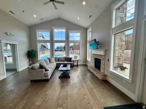 Living - 10392 S Beetdigger Blvd E, Sandy, UT 84070 photo 7 of 7