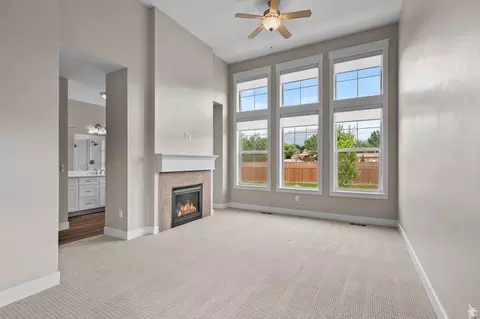 Living - 10392 S Beetdigger Blvd E, Sandy, UT 84070 photo 6 of 7