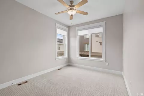 Bedroom - 10392 S Beetdigger Blvd E, Sandy, UT 84070 photo 3 of 4