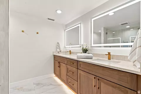 Bath - 845 E Larkspur Dr, Sandy, UT 84094 photo 1 of 7