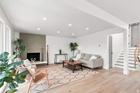 Living - 845 E Larkspur Dr, Sandy, UT 84094 photo 1 of 1