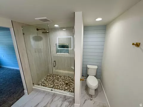 Bath - 845 E Larkspur Dr, Sandy, UT 84094 photo 5 of 7