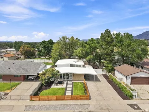 View/Area - 845 E Larkspur Dr, Sandy, UT 84094 photo 3 of 4