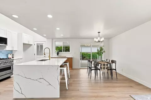 Kitchen - 845 E Larkspur Dr, Sandy, UT 84094 photo 2 of 10