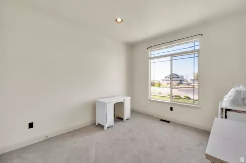 Bedroom - 302 Old Farm Rd, Erda, UT 84074 photo 2 of 3