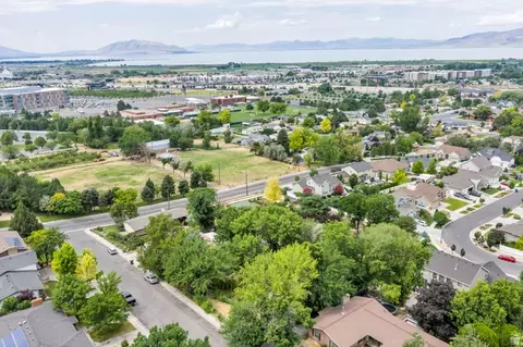 560 S 880 W #1, Orem, UT 84058 photo 2