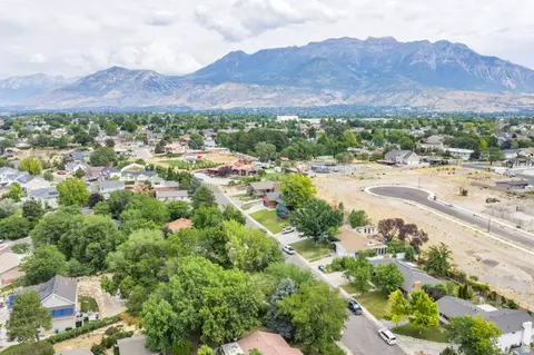 560 S 880 W #1, Orem, UT 84058 photo 5