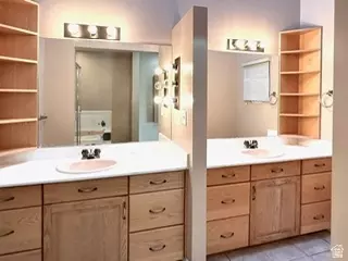 Bath - 2124 S Ridgewood Way E, Bountiful, UT 84010 photo 2 of 5