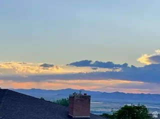 View/Area - 2124 S Ridgewood Way E, Bountiful, UT 84010 photo 3 of 4