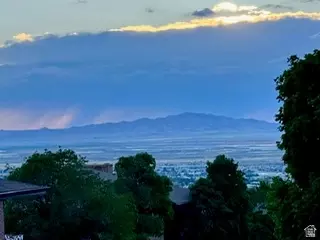 View/Area - 2124 S Ridgewood Way E, Bountiful, UT 84010 photo 2 of 4