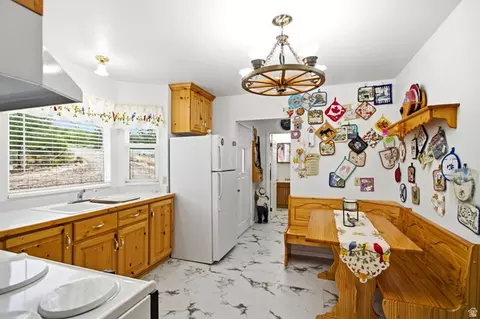 Kitchen - 22485 N Spring View Dr, Fairview, UT 84629 photo 2 of 3