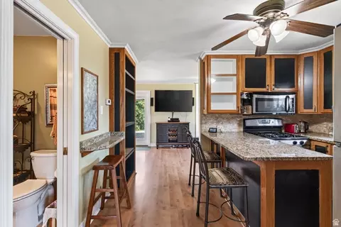 Kitchen - 4650 S 700 E, Murray, UT 84107 photo 2 of 4
