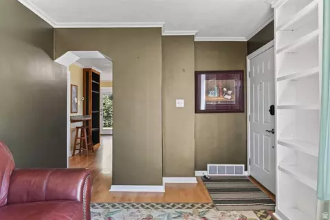 Entry Way - 4650 S 700 E, Murray, UT 84107 photo 2 of 2