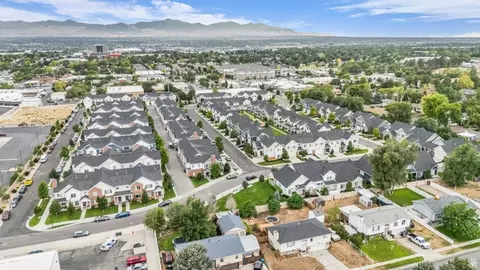 View/Area - 831 E Oakhampton Dr, Sandy, UT 84094 photo 2 of 5