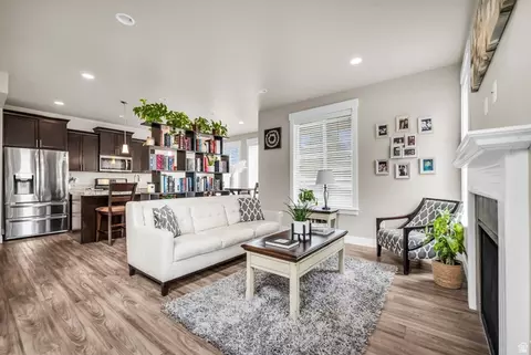Living - 831 E Oakhampton Dr, Sandy, UT 84094 photo 2 of 3