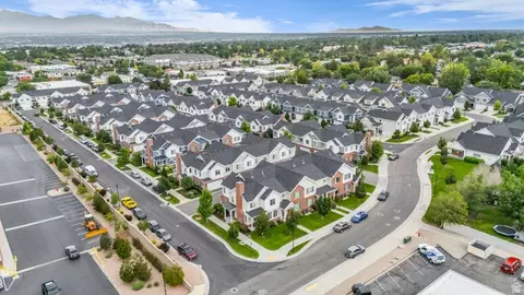 View/Area - 831 E Oakhampton Dr, Sandy, UT 84094 photo 1 of 5