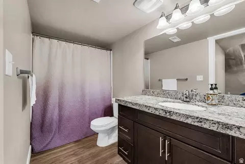 Bath - 831 E Oakhampton Dr, Sandy, UT 84094 photo 5 of 5