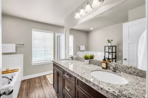 Bath - 831 E Oakhampton Dr, Sandy, UT 84094 photo 2 of 5
