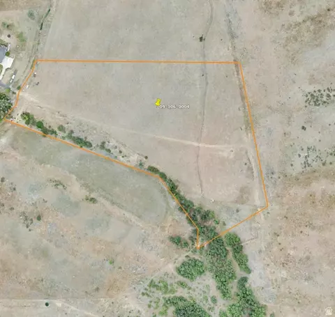 11952 N Maple Leaf Pl #4, Cove, UT 84320 photo 2