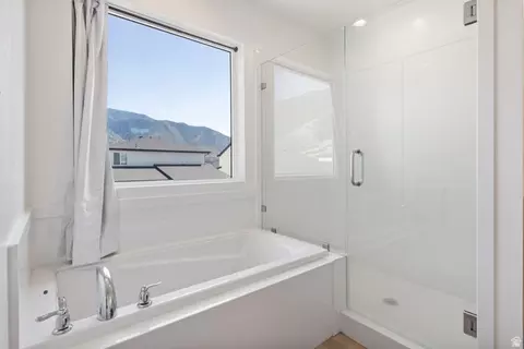 Bath - 815 W Powderwood Ln, Mapleton, UT 84664 photo 3 of 3