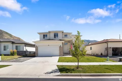 Exterior - 815 W Powderwood Ln, Mapleton, UT 84664 photo 2 of 5