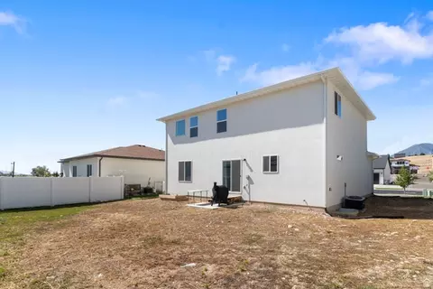 Exterior - 815 W Powderwood Ln, Mapleton, UT 84664 photo 5 of 5