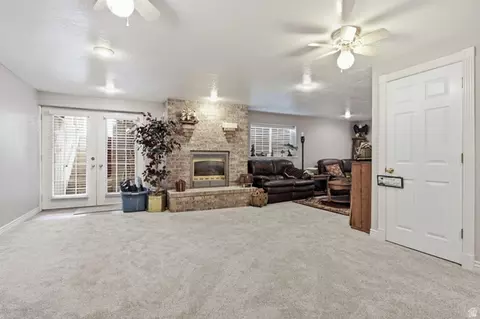Living - 265 E 100 N, Fairview, UT 84629 photo 4 of 4