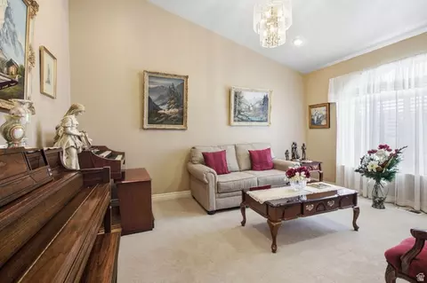 Living - 265 E 100 N, Fairview, UT 84629 photo 3 of 4