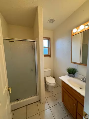 Bath - 151 W 100 N, Koosharem, UT 84744 photo 1 of 4