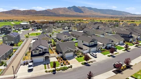 View/Area - 6152 N Sheps Ridge Rd E, Eagle Mountain, UT 84005 photo 3 of 13