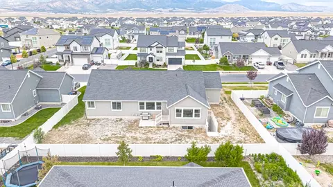 View/Area - 4602 N Kings Peak Way E, Eagle Mountain, UT 84005 photo 7 of 14