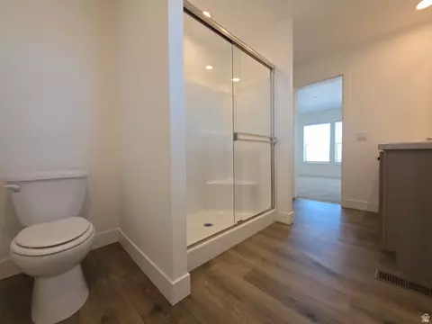 Bath - 4640 W 5500 Rd N, Delta, UT 84624 photo 1 of 4