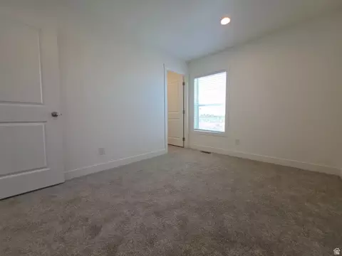 Bedroom - 4640 W 5500 Rd N, Delta, UT 84624 photo 2 of 2