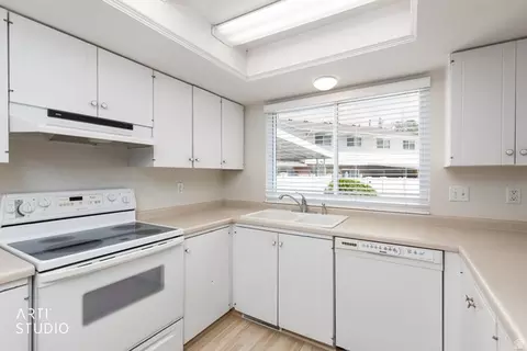 Kitchen - 906 E 1140 S, Ogden, UT 84404 photo 2 of 3