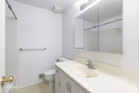 Bath - 906 E 1140 S, Ogden, UT 84404 photo 4 of 5
