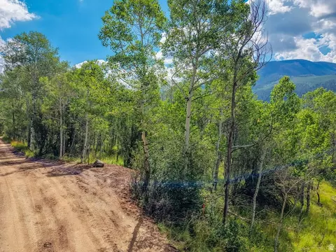 5426 E Colter #33, Oakley, UT 84055 photo 2