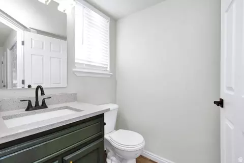 Bath - 110 Jefferson, Ogden, UT 84404 photo 2 of 2