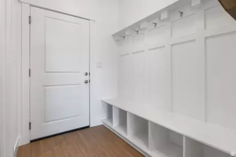 Entry Way - 335 S Grant St, Mapleton, UT 84664 photo 2 of 3