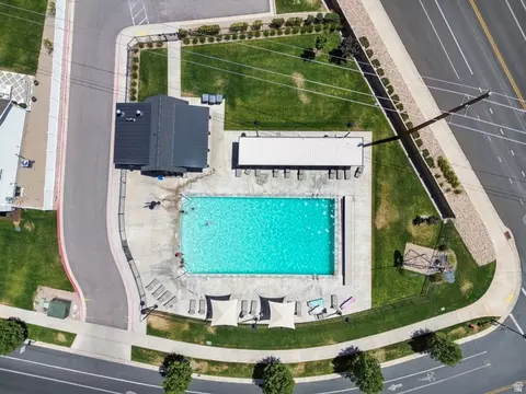 View/Area - 335 S Grant St, Mapleton, UT 84664 photo 3 of 6